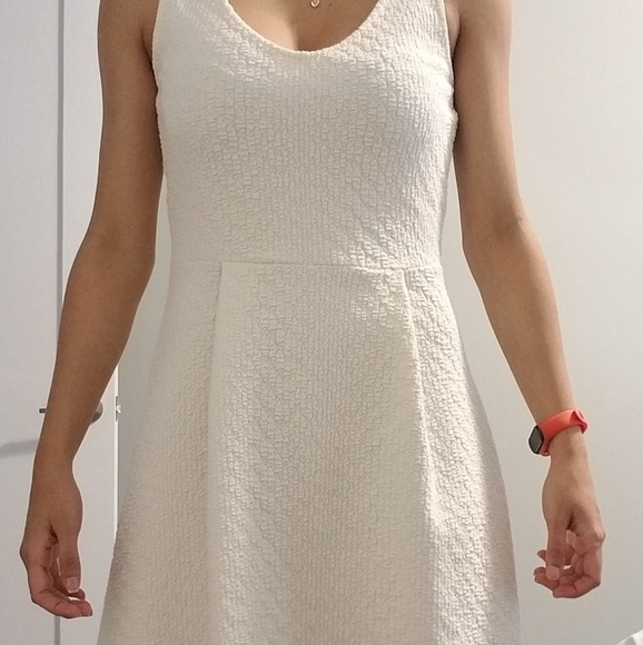 Zara little V neck dress - Picture 4 of 5